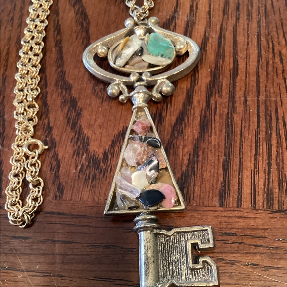 Vintage Key Necklace - Picture 4 of 6
